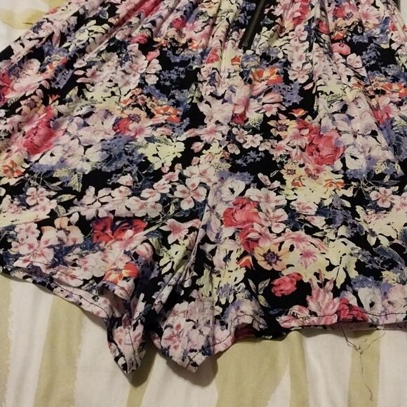 Xhilaration romper Black eyelet tank with elastic waistband Size S/P - Picture 13 of 16